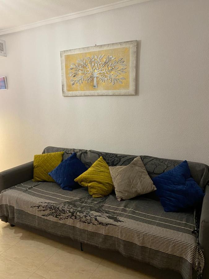 Amazing 2-Bedrooms Apartment With Pool Torrevieja Center Bagian luar foto